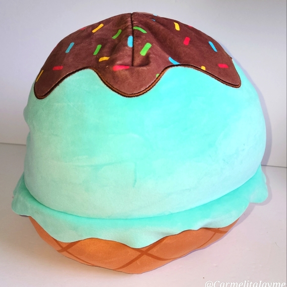 MAYA 🔄 CHANEL 🍦🧁 Mint Ice Cream & Cinnamon Roll Large Flip A Mallow ☆》NWT《☆ - Picture 9 of 11